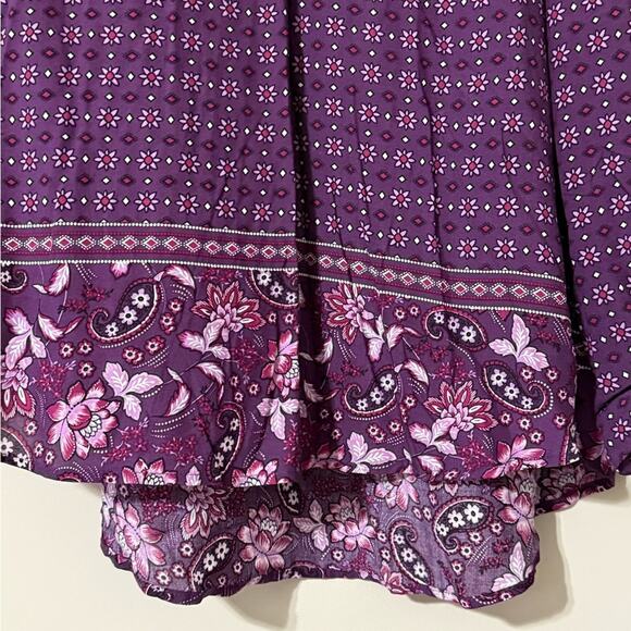 Brian & Em size XL Lemmy v-neck hi low top roll tab sleeves dark purple women’s - Picture 3 of 10